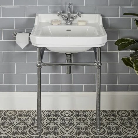 Hudson Reed Old London Lavabo A Consolle Per Bagni - Design Tradizionale Con Struttura Di Supporto In Ottone - Ceramica Bianca Glassata - 1 X Foro Per La Rubinetteria - 835 X 560 X 450mm 3 Hudson Reed Old London Lavabo A Consolle Per Bagni - Design Tradizionale Con Struttura Di Supporto In Ottone - Ceramica Bianca Glassata - 1 X Foro Per La Rubinetteria - 835 X 560 X 450mm