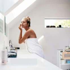 Relaxdays Mobile Bagno Legno Sottile, Design Naturale, Ripiano Regolabile, MDF & Bambù, HLP 70x40x28,5 Cm, Bianco -Villeroyit Negozio 16209188 5